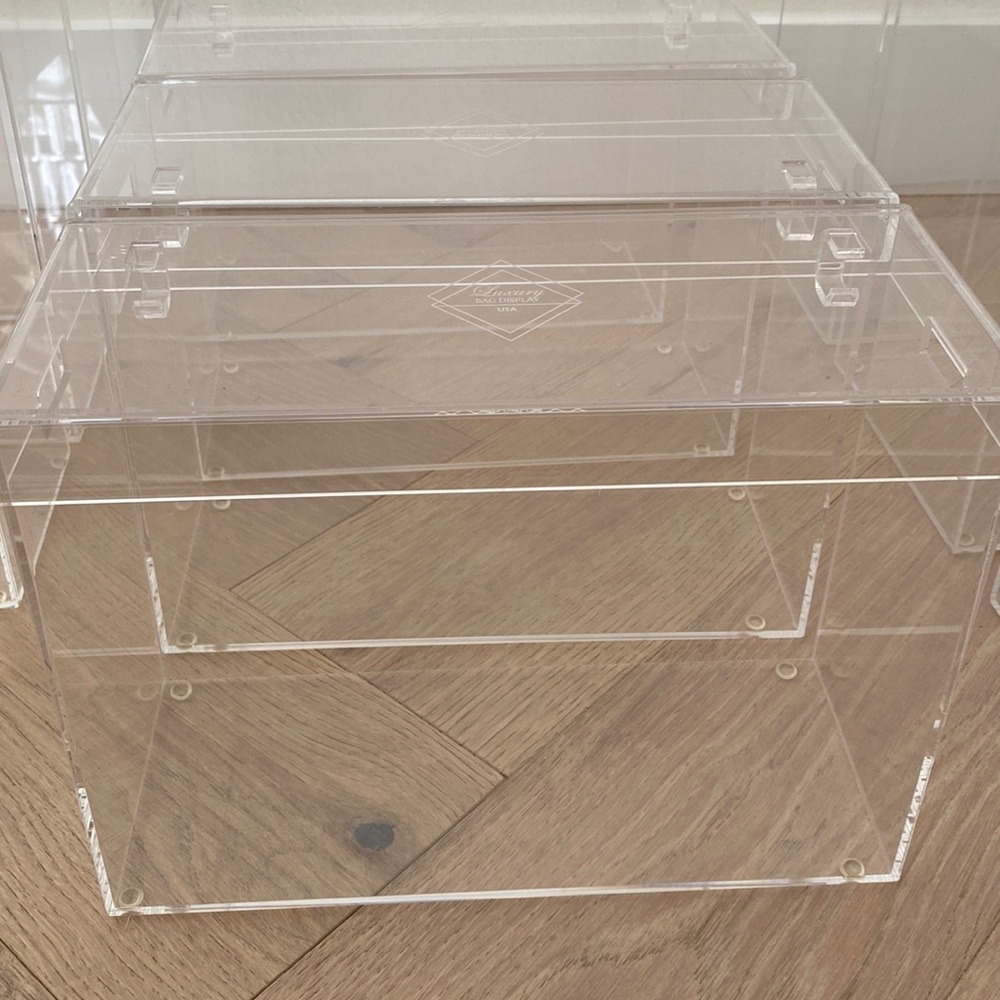 Luxury bag display model C